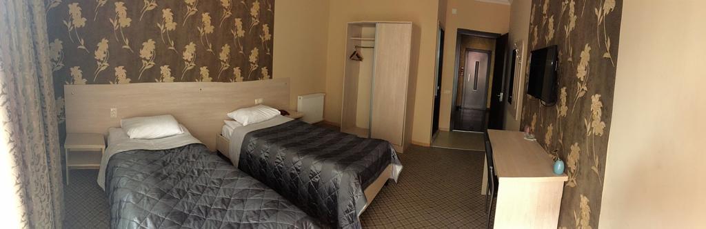 Hotel Elio บาทูมิ ห้อง รูปภาพ