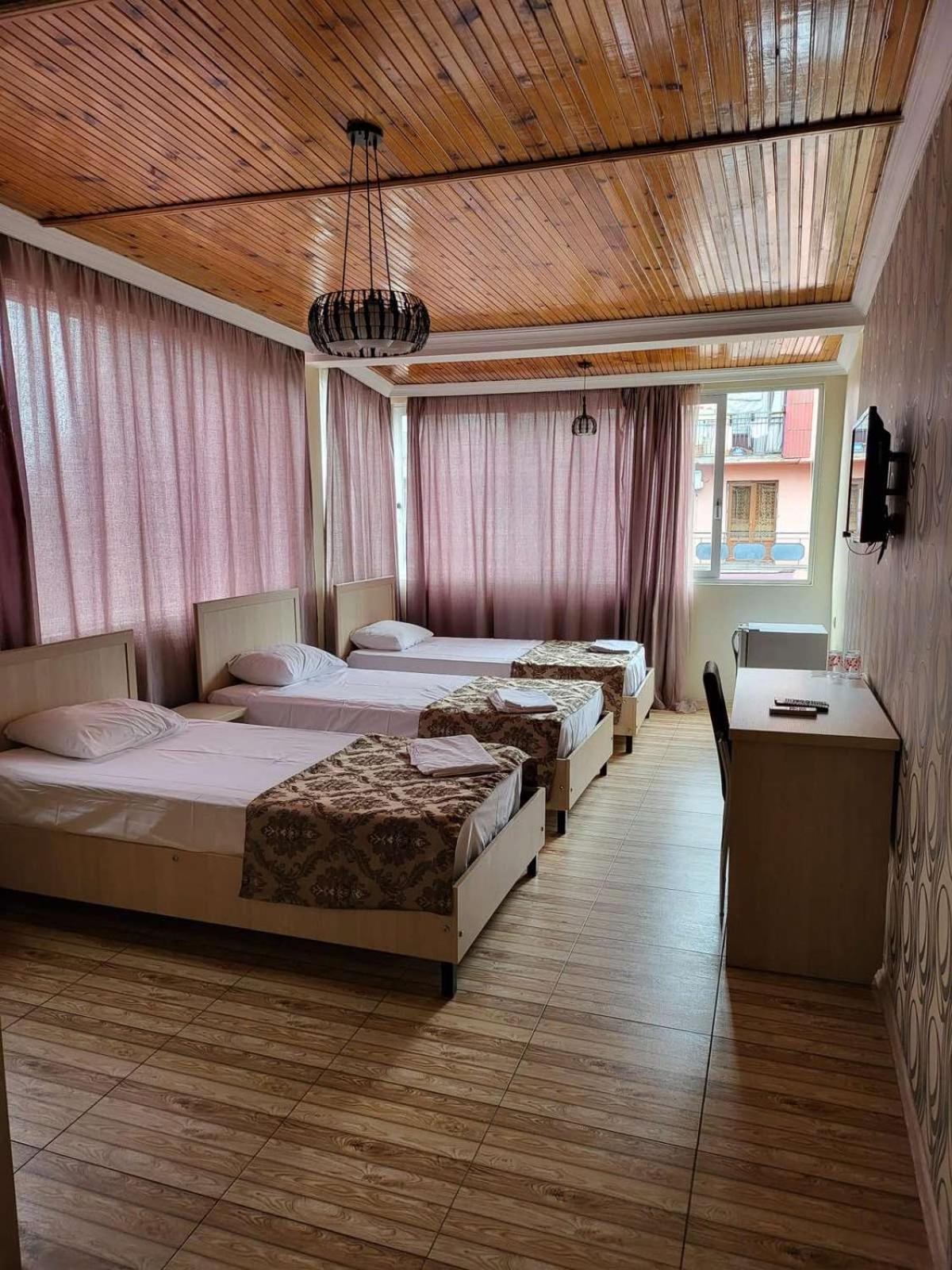 Hotel Elio บาทูมิ ภายนอก รูปภาพ