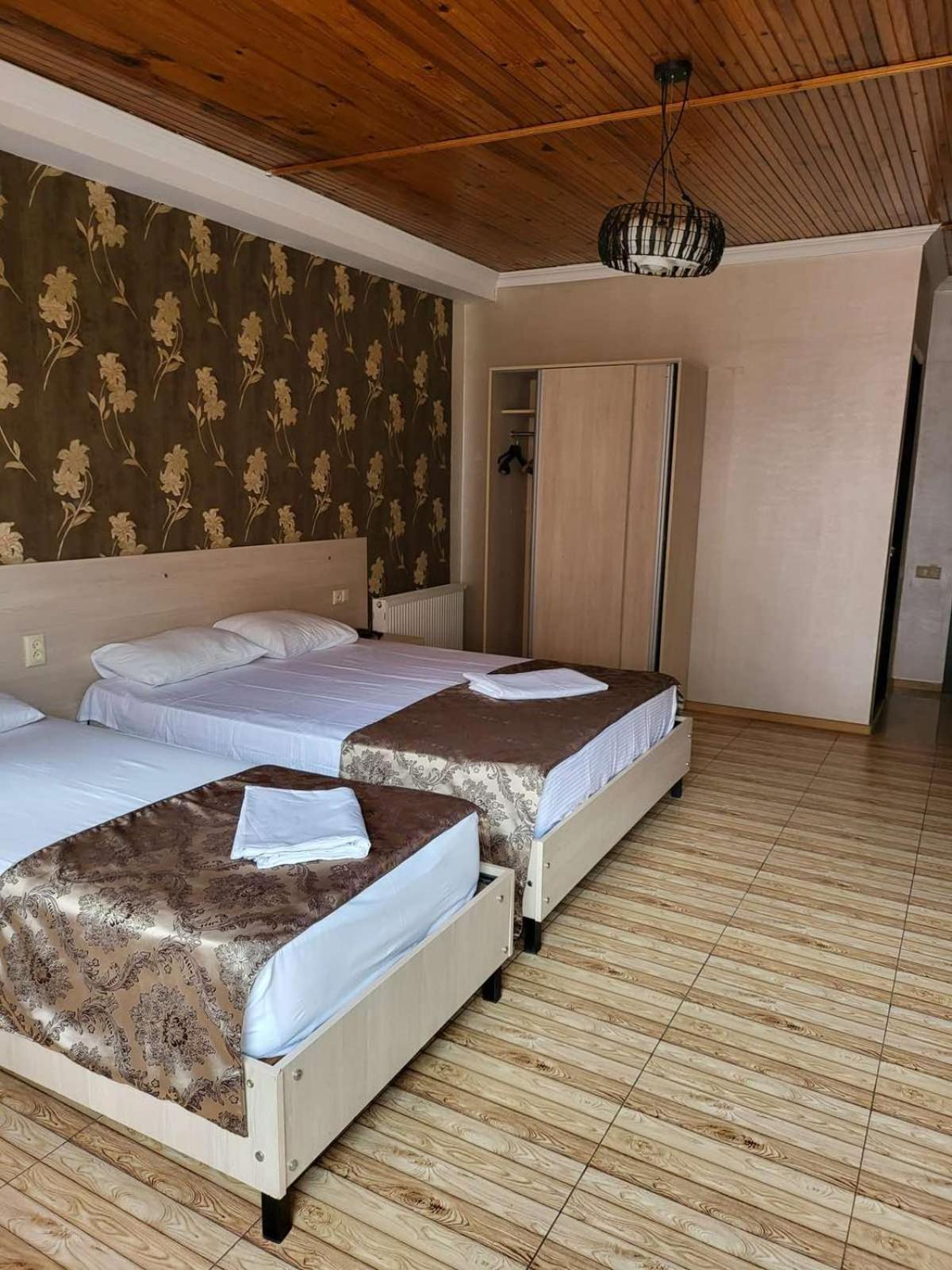 Hotel Elio บาทูมิ ภายนอก รูปภาพ