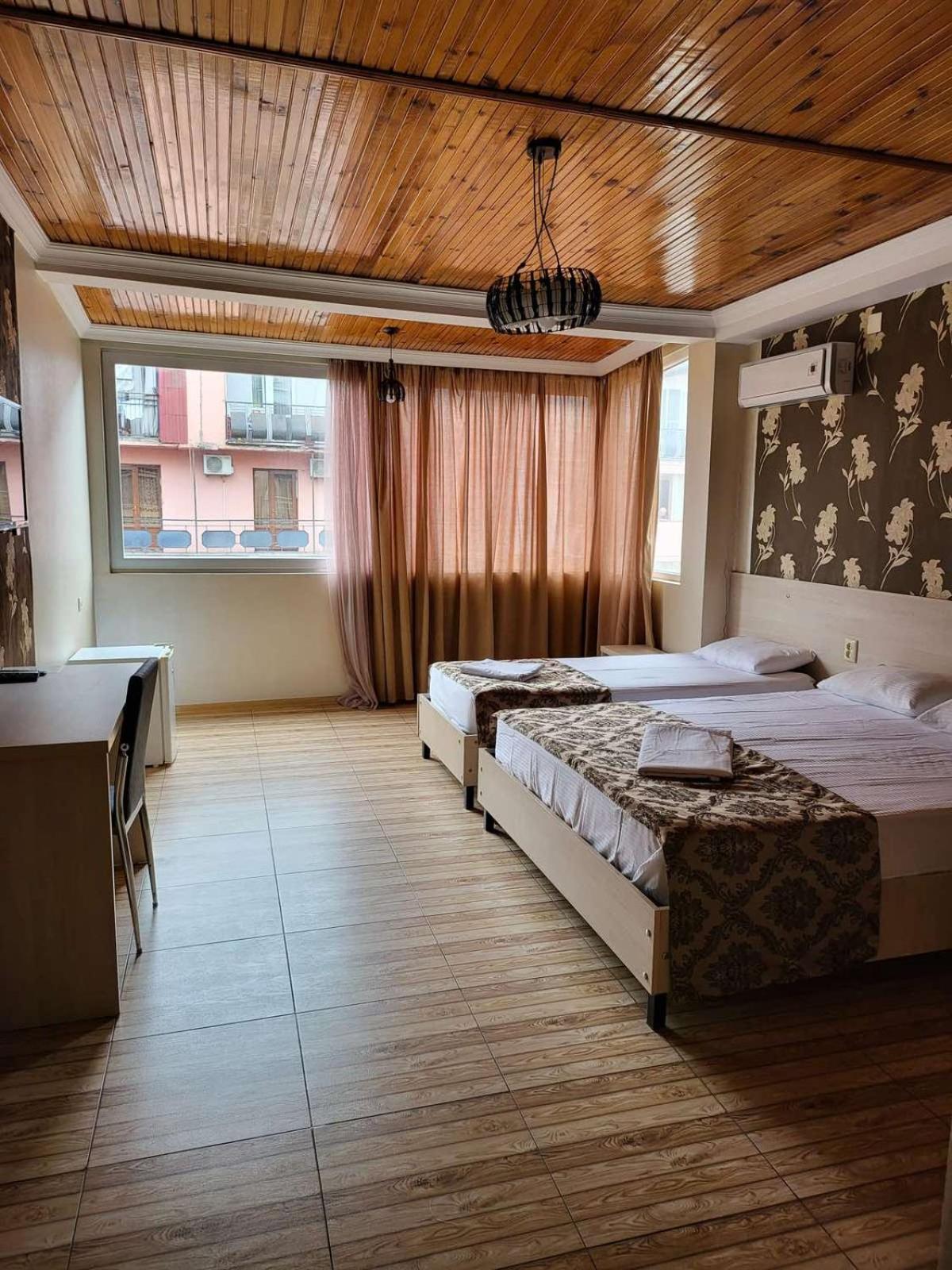 Hotel Elio บาทูมิ ภายนอก รูปภาพ