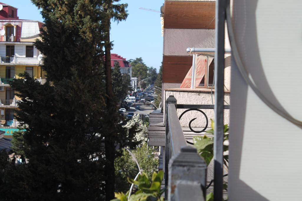 Hotel Elio บาทูมิ ภายนอก รูปภาพ